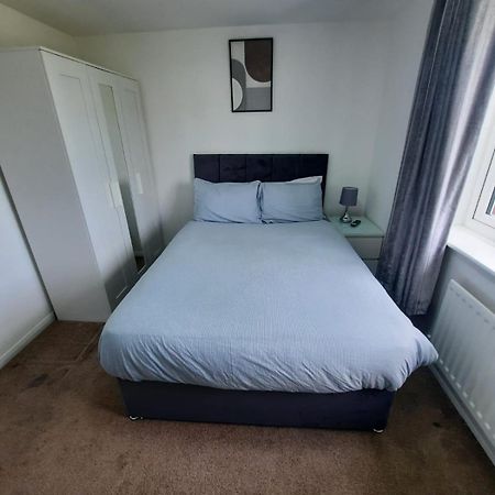 Two Bedroom Luxury House Thamesmead  Zewnętrze zdjęcie