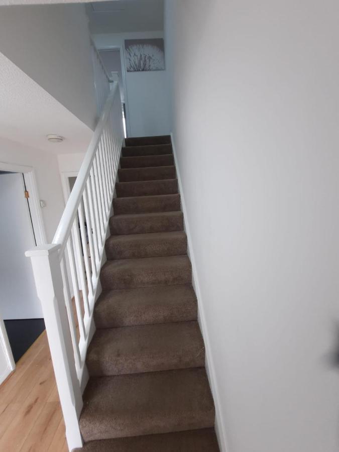 Two Bedroom Luxury House Thamesmead  Zewnętrze zdjęcie